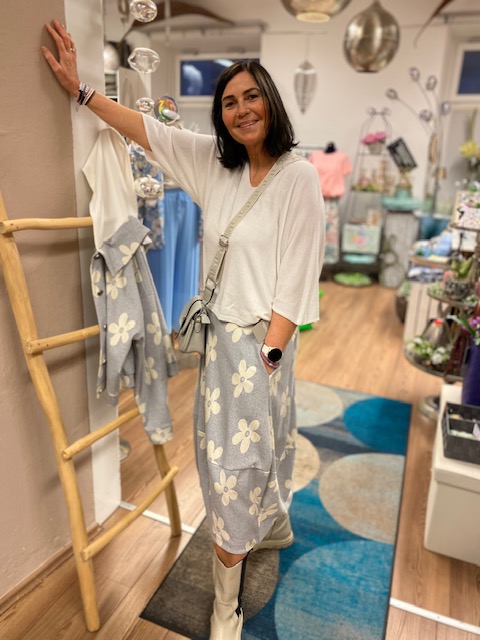 OUTFIT ROCK /SHIRT GESTREIFT IN BLAU